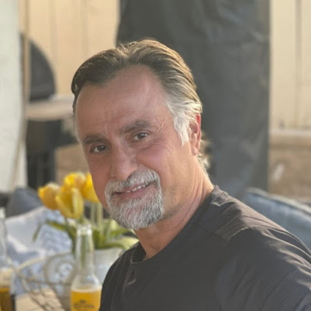 Meet your Posher, Qais